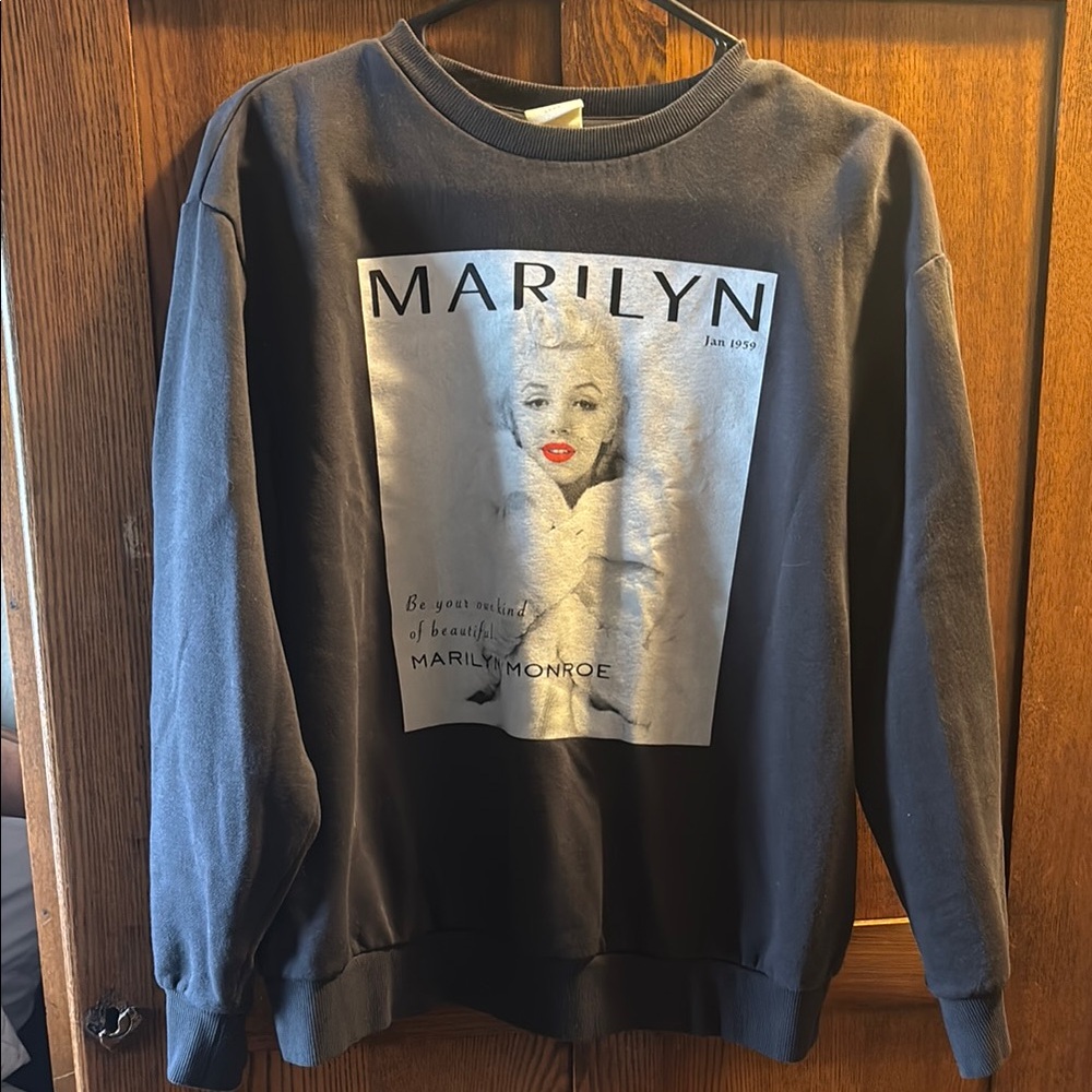 Marilyn Graphic Black Sweatshirt